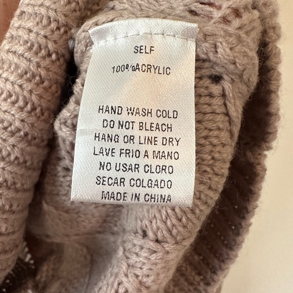 Easel Women’s Chunky Knit Colorblock Cowl Neck Sweater NWT (Size S) - Picture 4 of 7